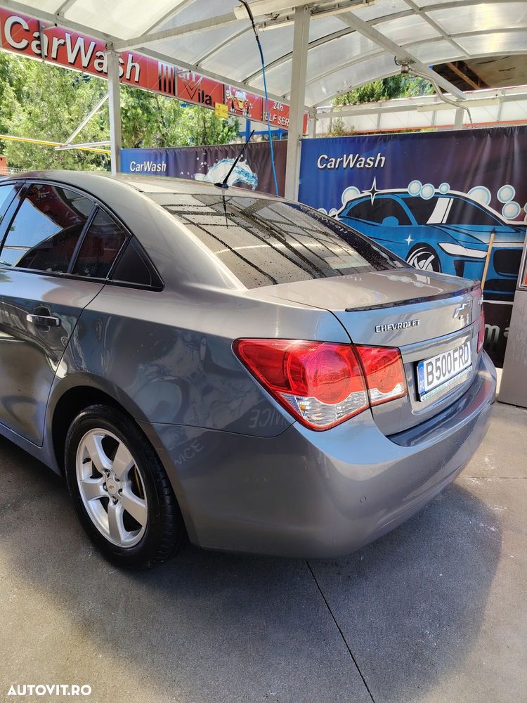 Chevrolet Cruze 1.6 BASE G1 - 2