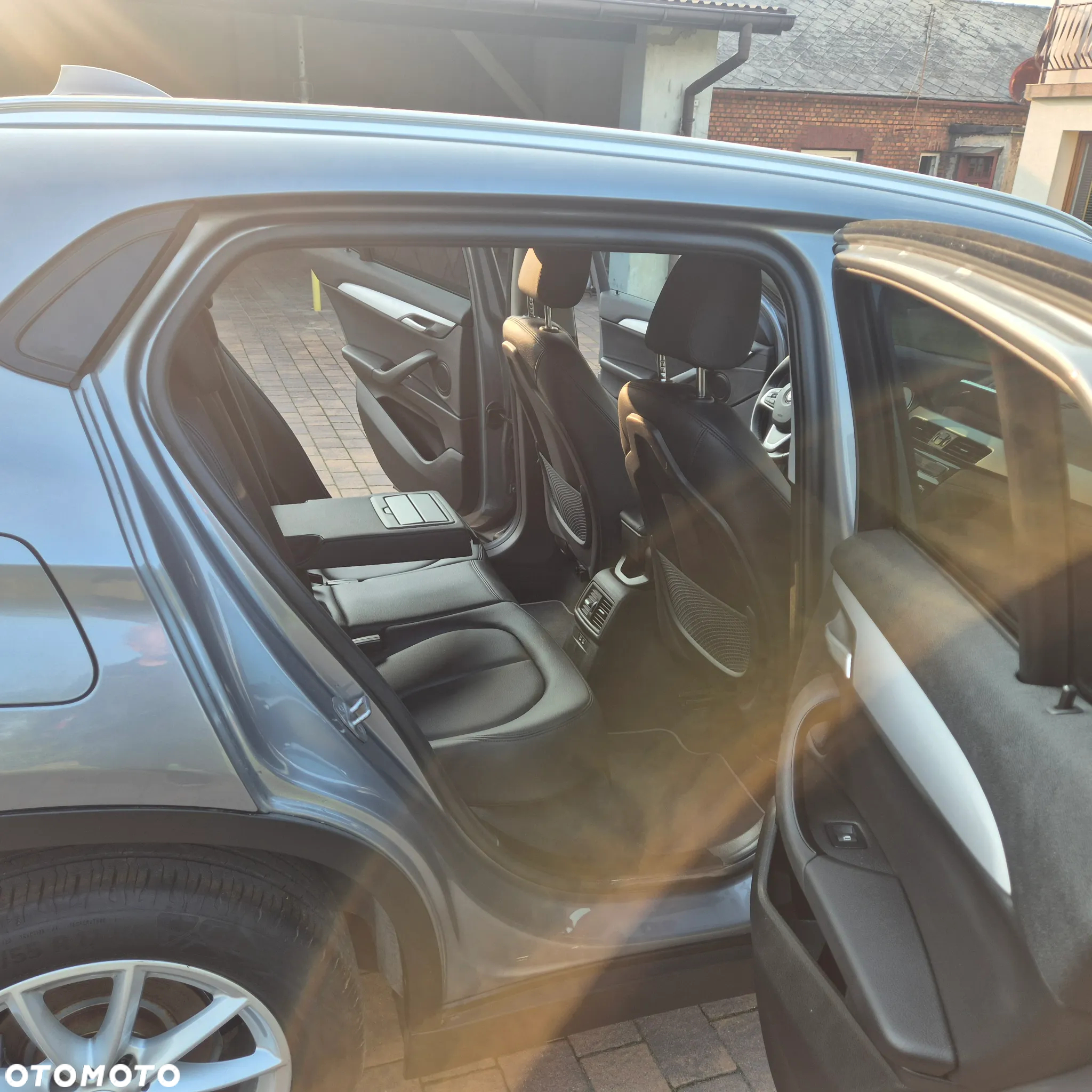 BMW X2 sDrive18i Advantage Plus - 15