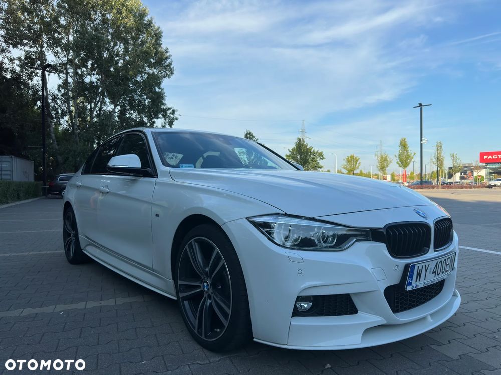 BMW Seria 3 330i xDrive M Sport Sport - 3