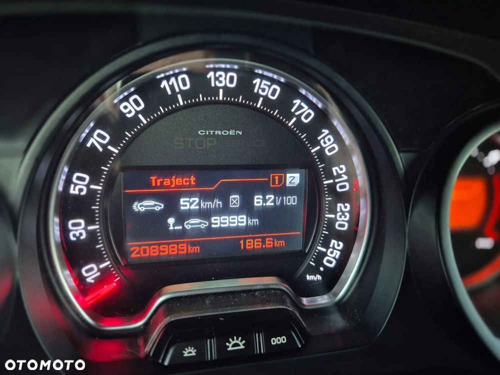 Citroën C5 1.6 HDi Attraction - 37