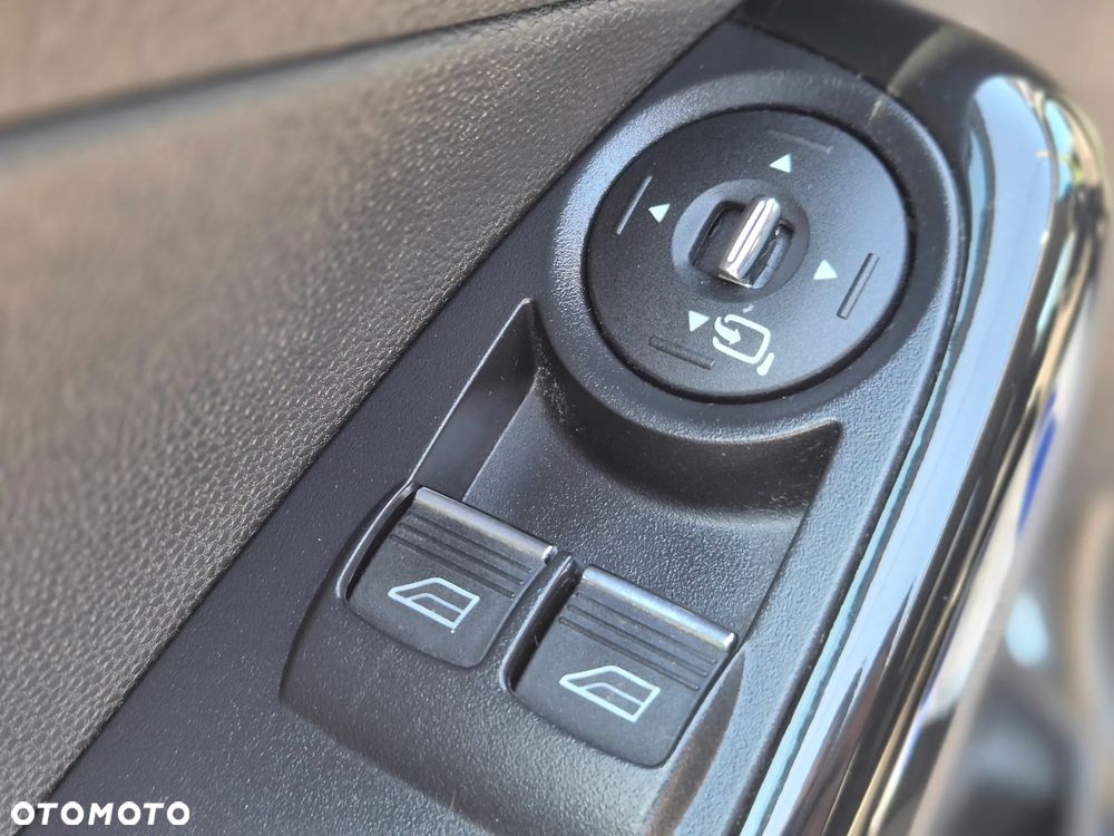 Ford Fiesta 1.0 EcoBoost STart-Stop Titanium - 16