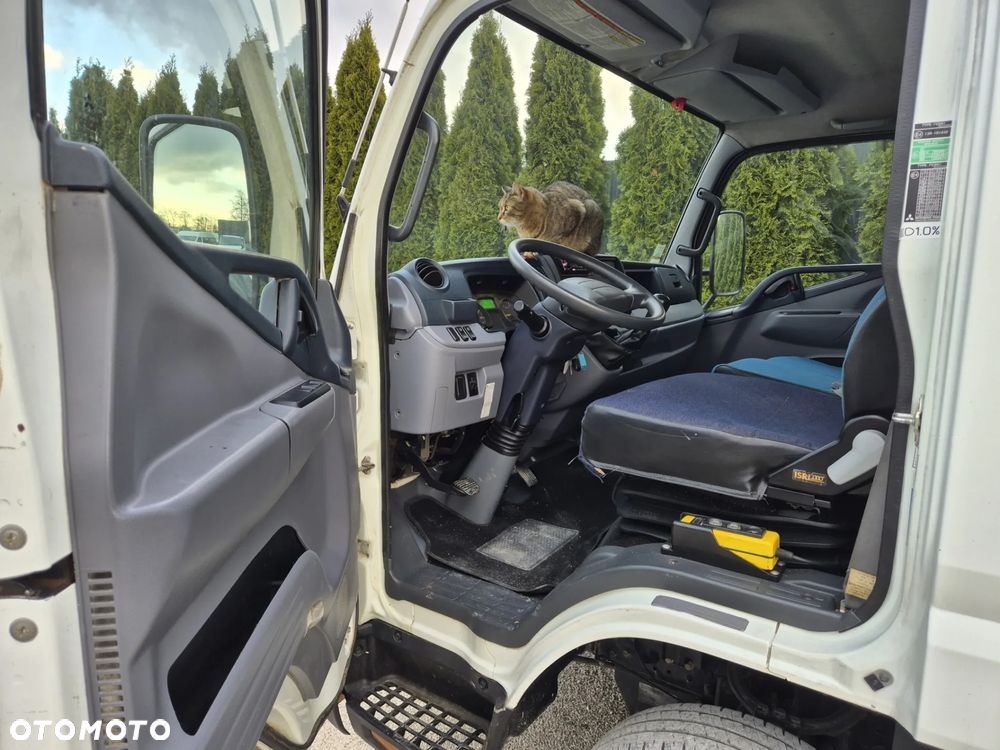 Mitsubishi Canter 3.0 ( silnik Iveco) - 5