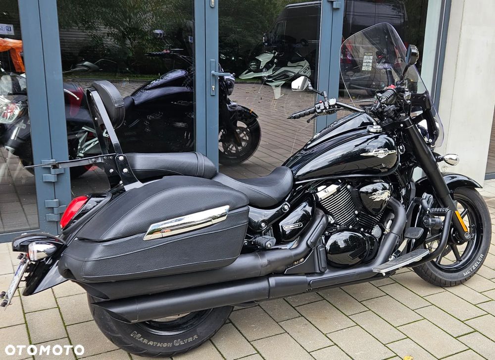 Suzuki Intruder - 17