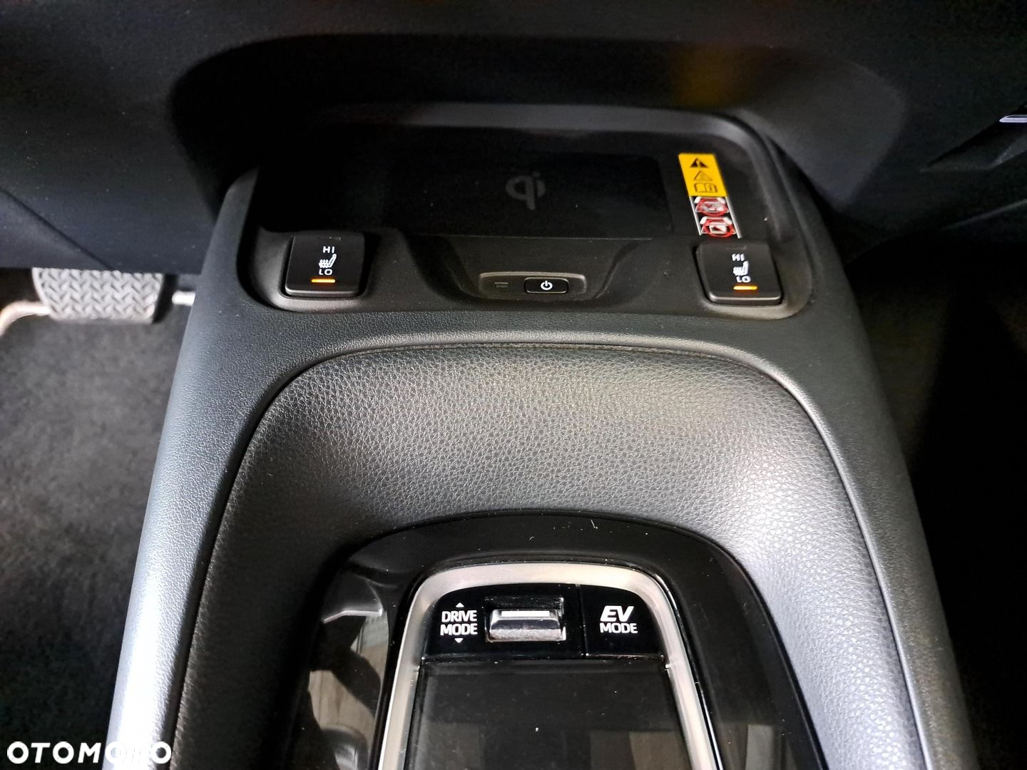 Toyota Corolla 1.8 Hybrid Comfort - 26