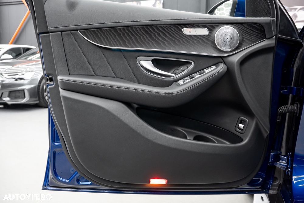 Mercedes-Benz GLC 350 d 4Matic 9G-TRONIC AMG Line - 38