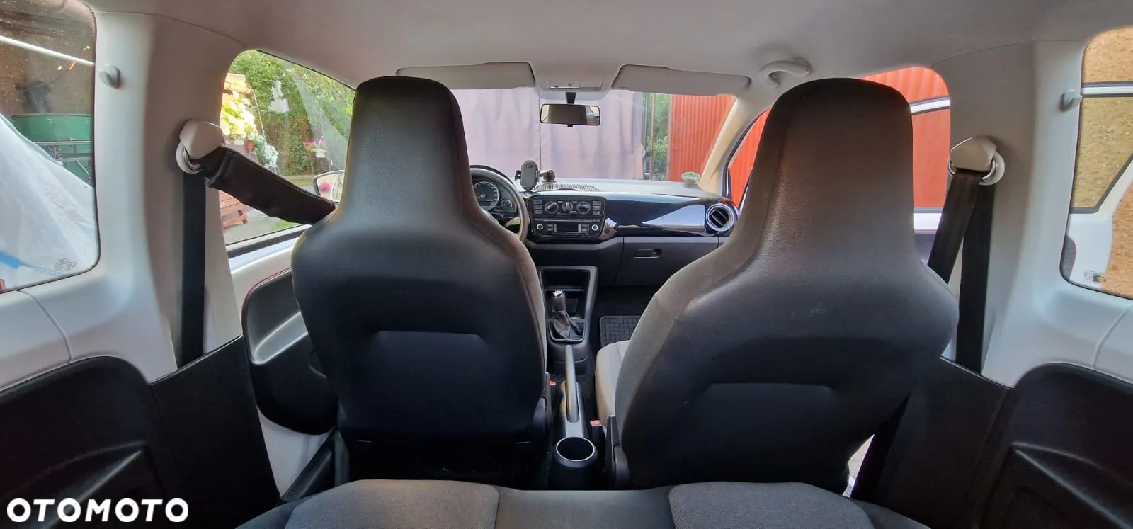Volkswagen up! - 4