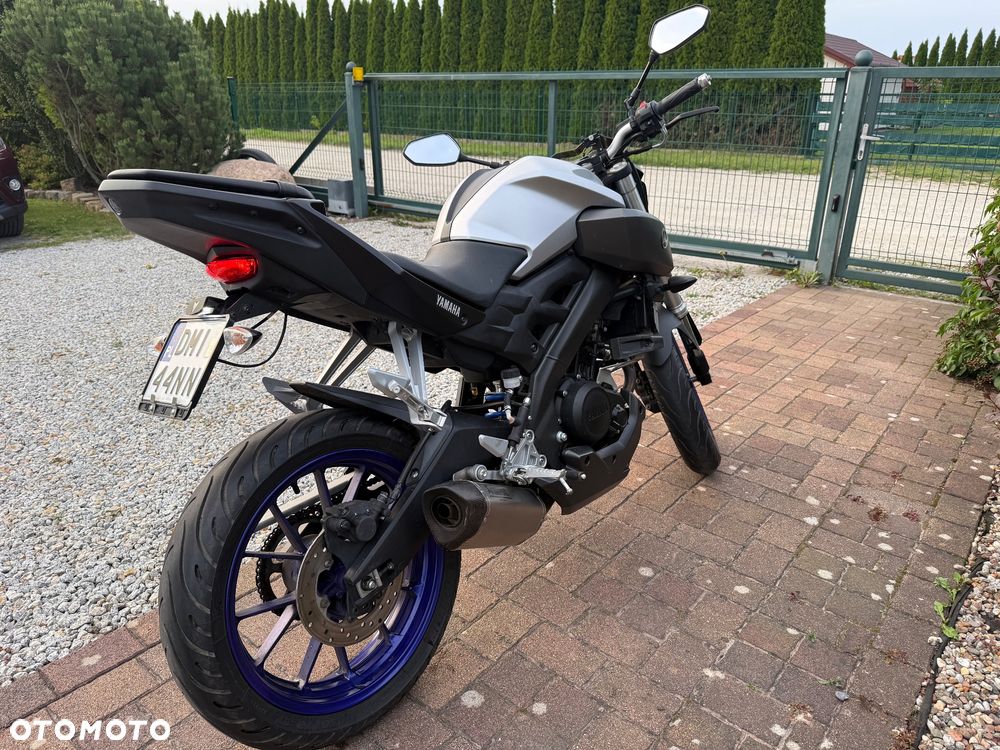 Yamaha MT - 5