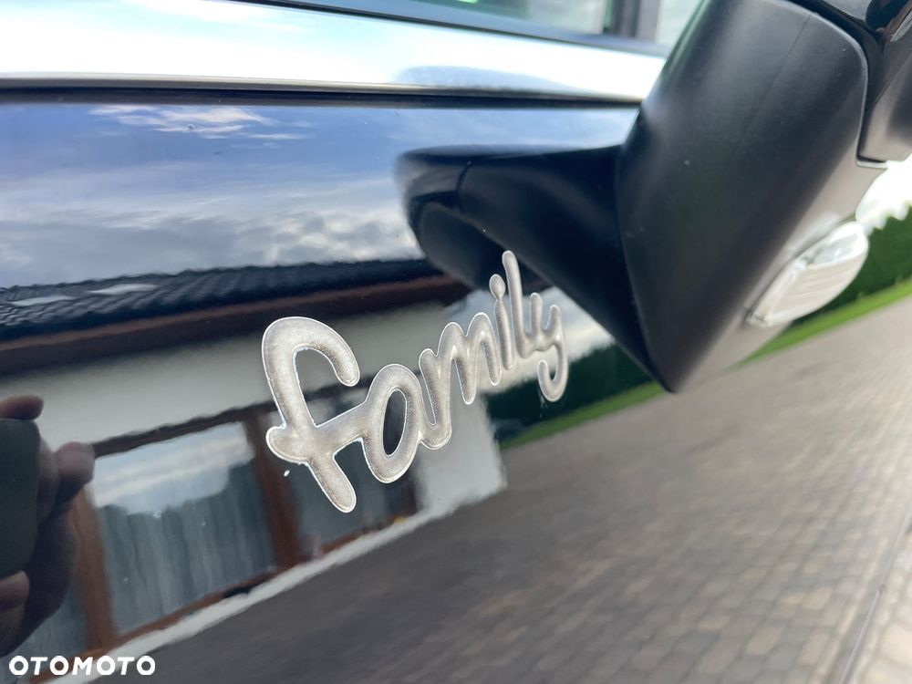 Peugeot 5008 HDI FAP 150 Family - 27