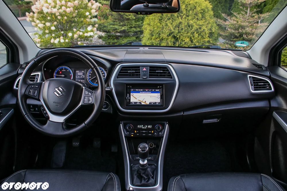 Suzuki SX4 S-Cross 1.6 DDiS Premium - 19