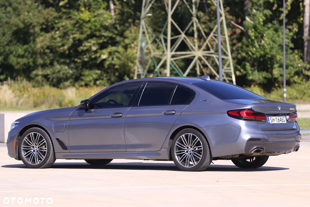 BMW Seria 5 530e iPerformance M Sport sport - 13