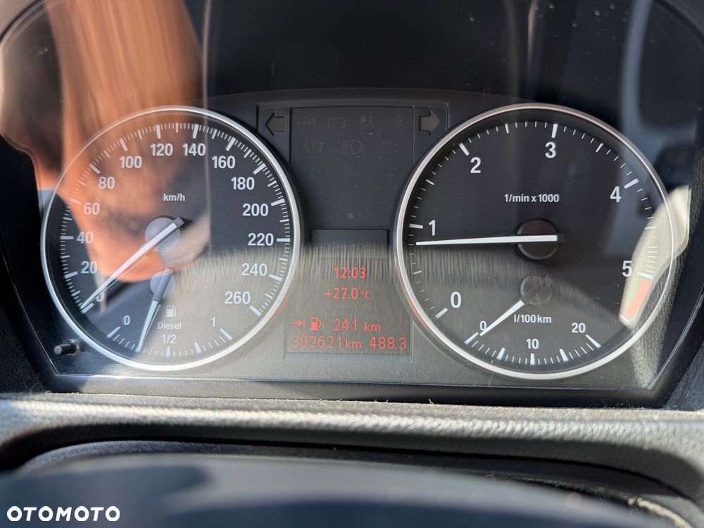 BMW Seria 3 - 22