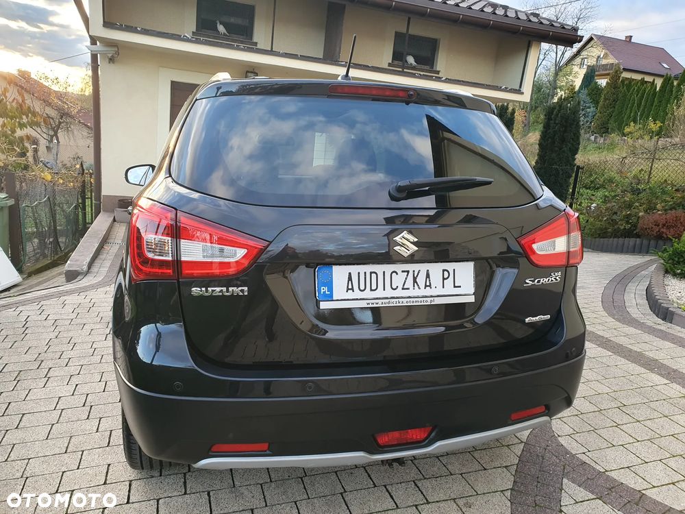 Suzuki SX4 S-Cross 1.4 T Premium 4WD - 39