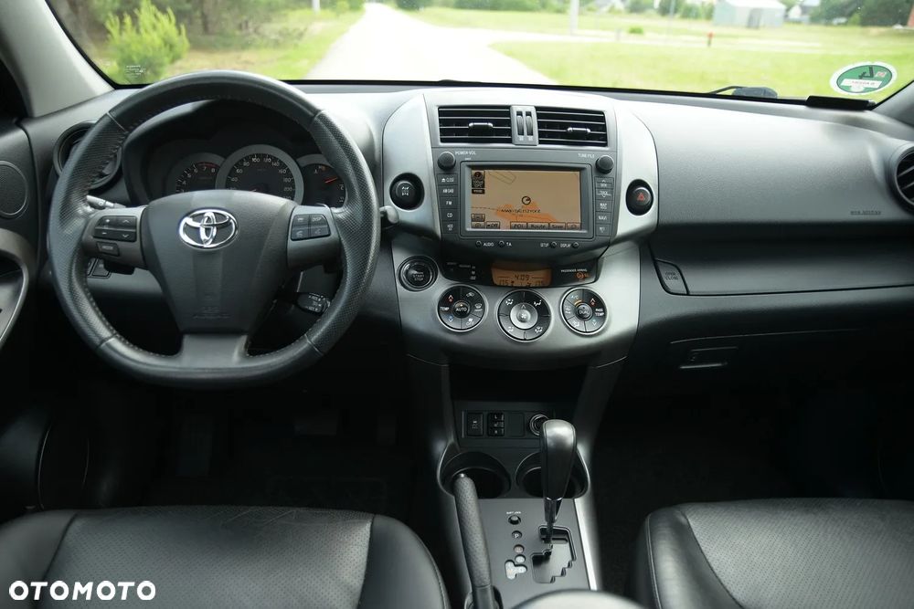 Toyota RAV4 - 20