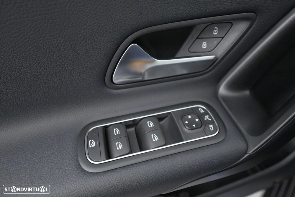 Mercedes-Benz CLA 200 d - 20