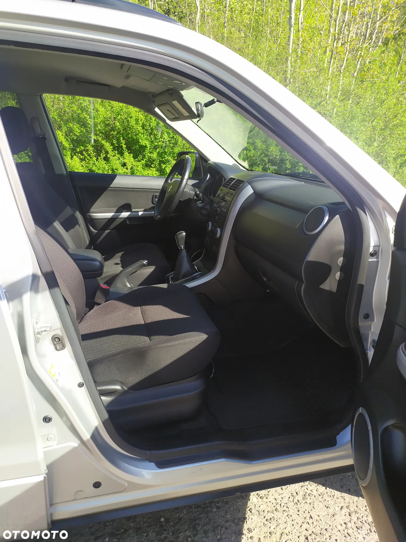 Suzuki Grand Vitara 2.4 Premium EU5 - 6