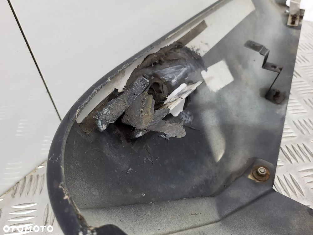 Mitsubishi L200 IV Zderzak Tył - 16