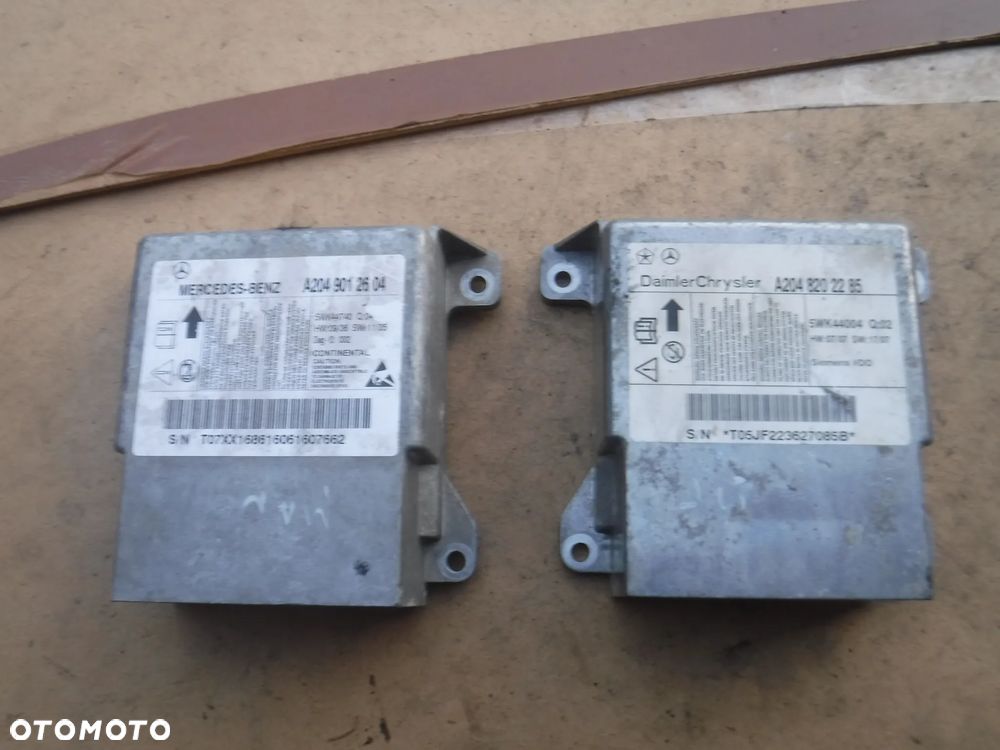 Mercedes C Klasa W204 modul sensor poduszek air bag A2049012604 sterownik - 1