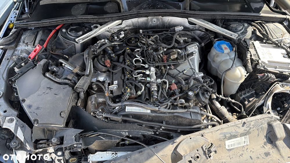 Audi A4 Avant 2.0 TDI ultra S tronic - 29