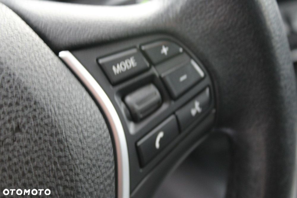 BMW Seria 3 - 22