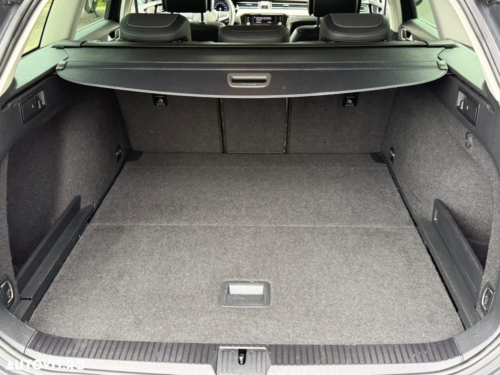 Volkswagen Passat Alltrack 2.0 TDI 4Mot DSG - 11