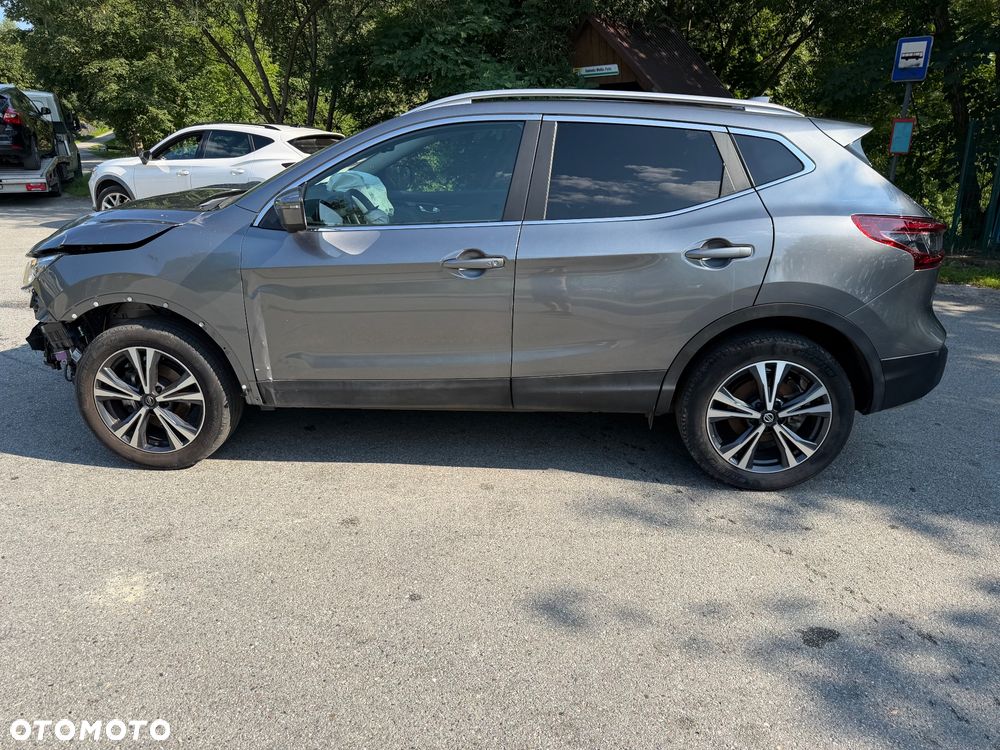 Nissan Qashqai 1.5 dCi N-Connecta - 4