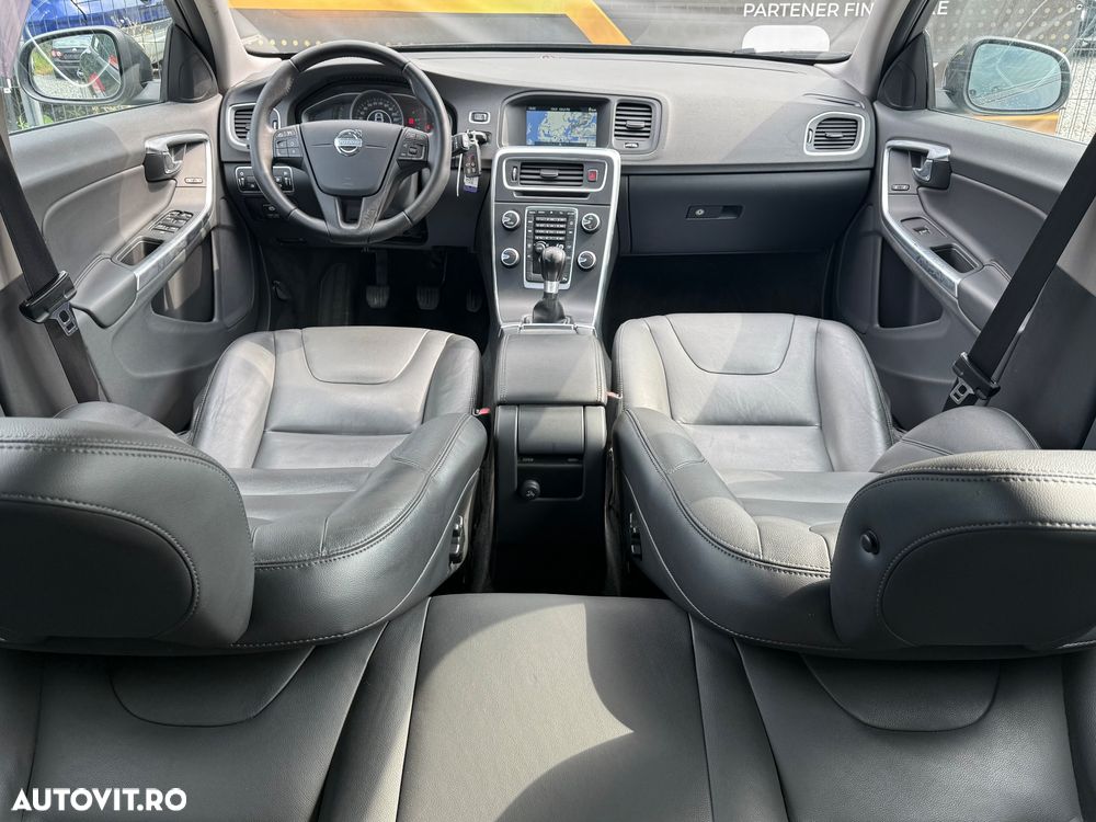 Volvo V60 D2 Edition - 21