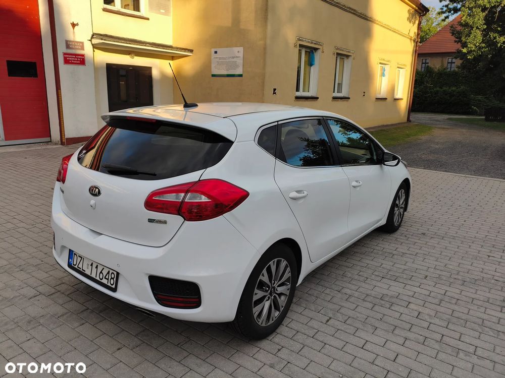 Kia Ceed 1.6 CRDi XL - 4