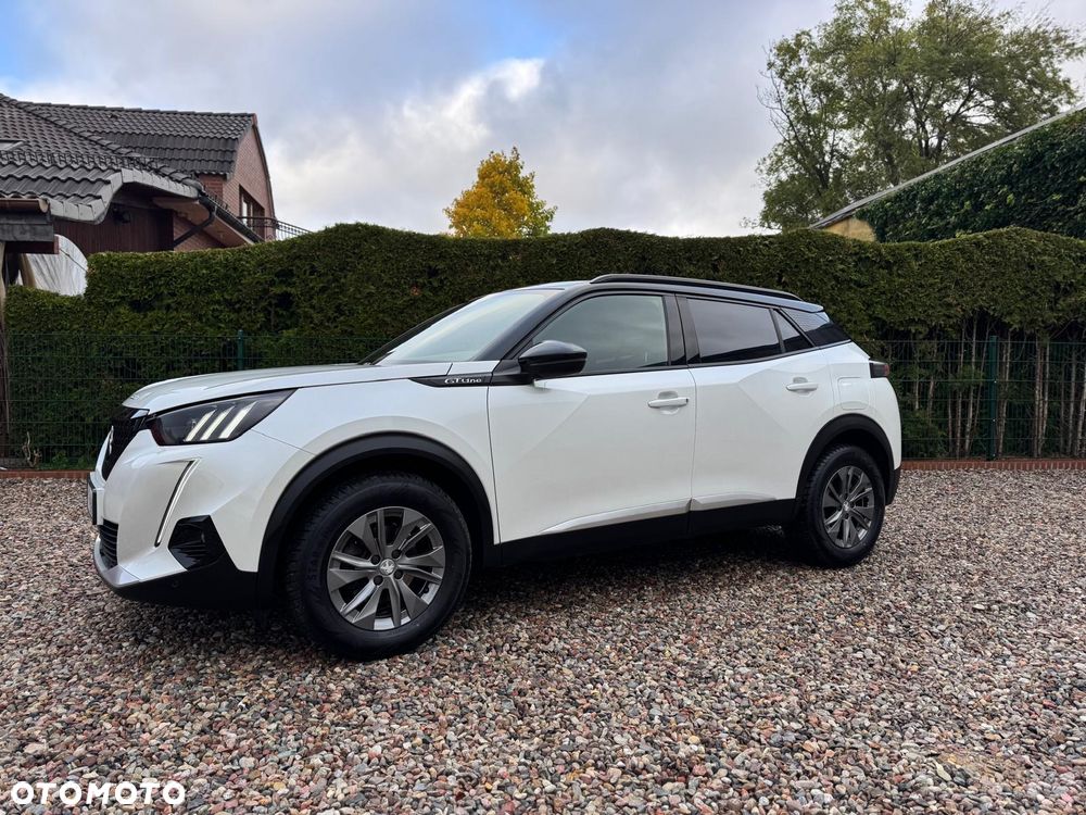 Peugeot 2008 2020 photo 2