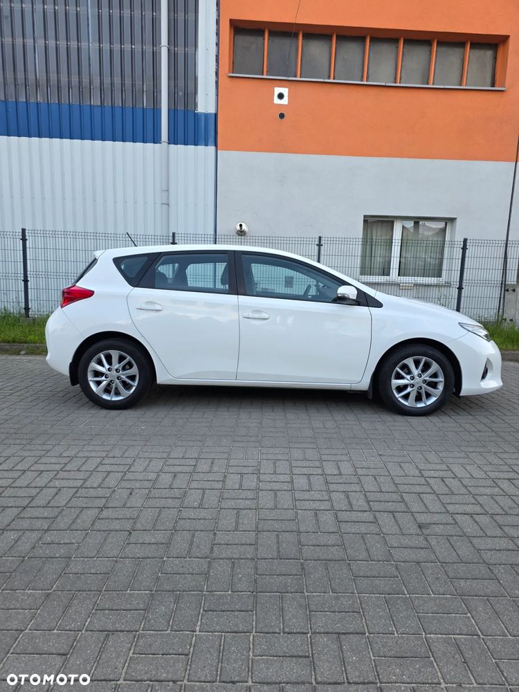Toyota Auris 1.6 Active - 21