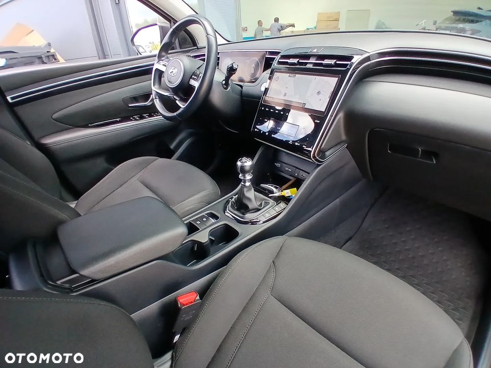 Hyundai Tucson 1.6 T-GDi Executive 2WD - 26