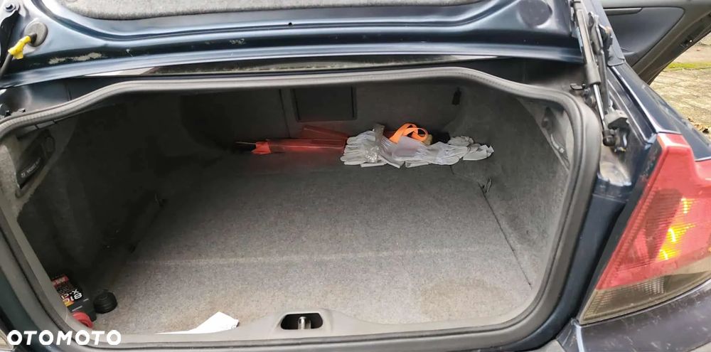 Volvo S60 2.4 D5 - 8