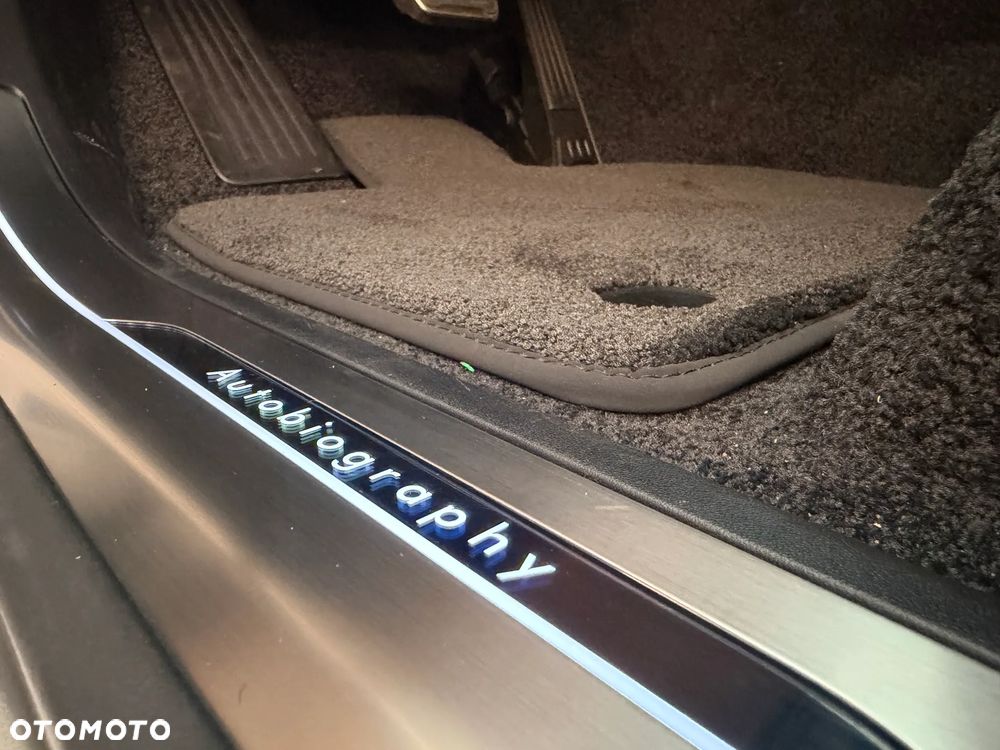 Land Rover Range Rover 3.0 P460e PHEV Autobiography - 11