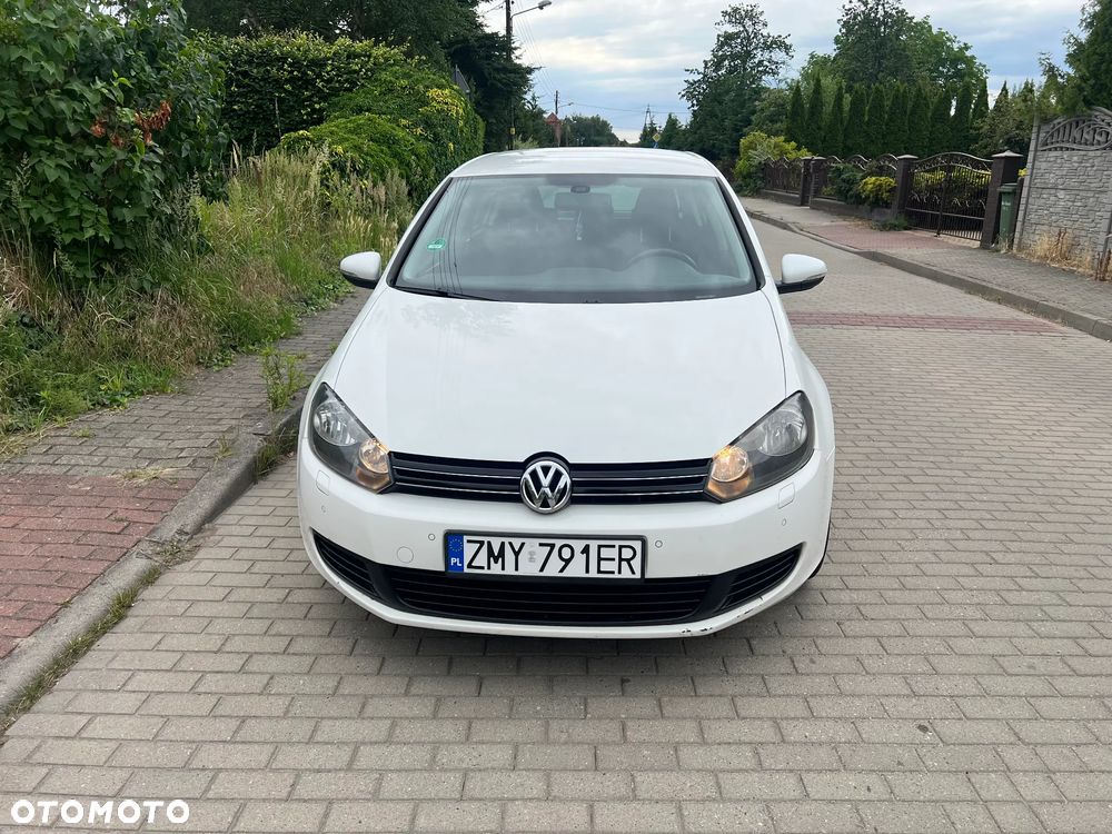 Volkswagen Golf - 2