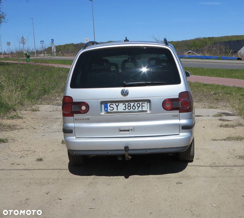 Volkswagen Sharan 2.0 TDI Exclusive Edition - 6