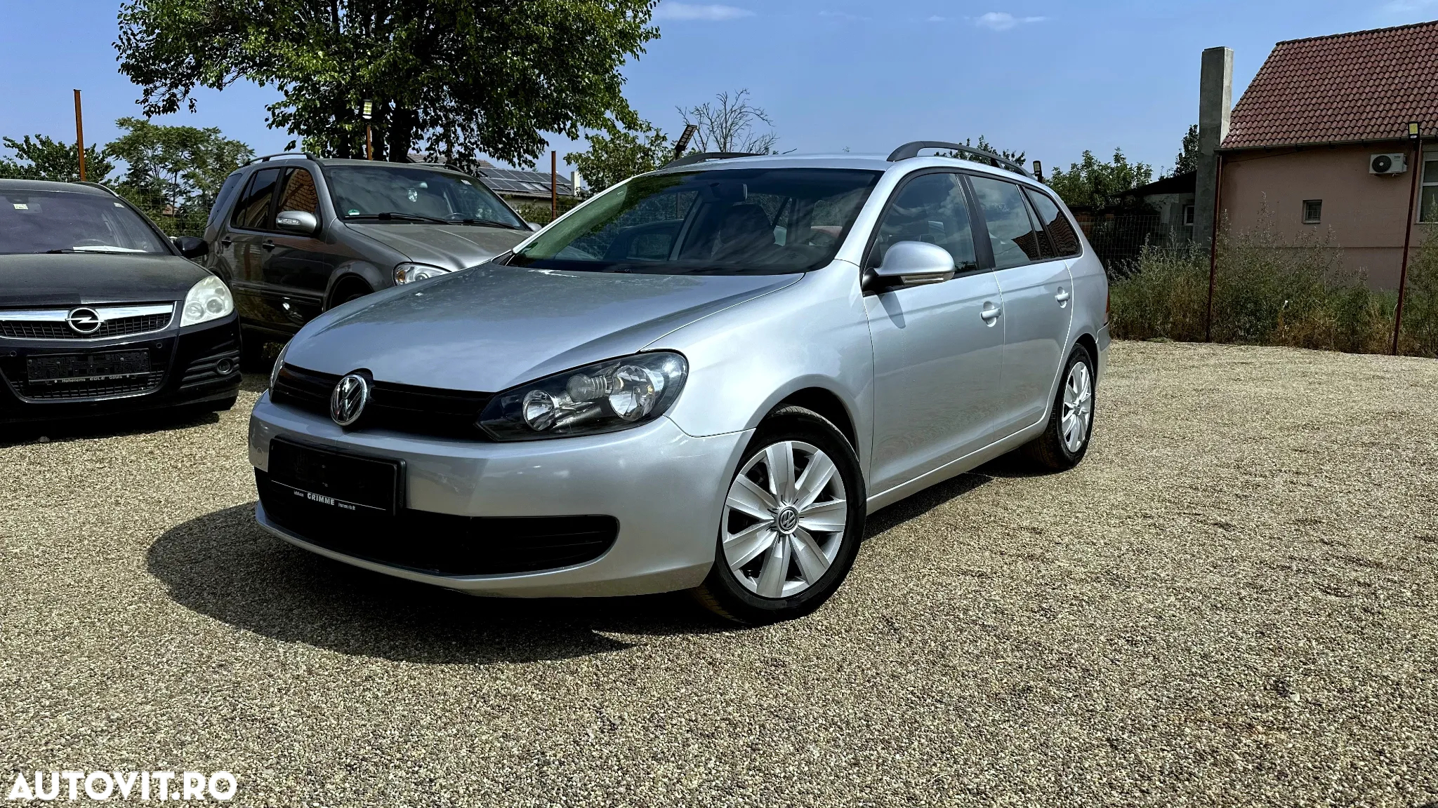 Volkswagen Golf 1.6 TDI BMT Comfortline - 10