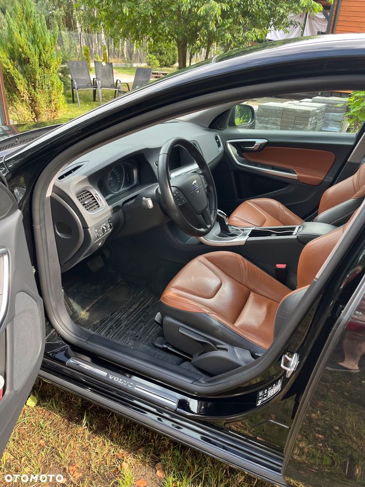 Volvo S60 T3 Drive-E Base - 6