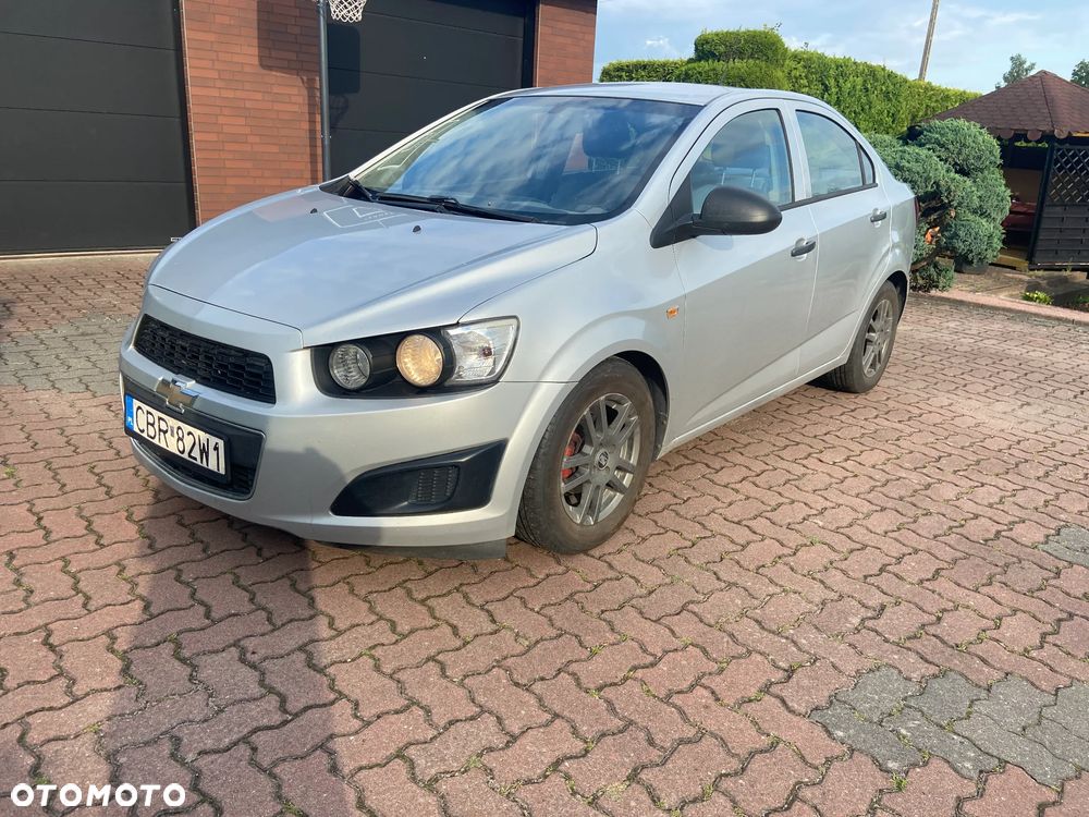 Chevrolet Aveo 1.2 LS - 4