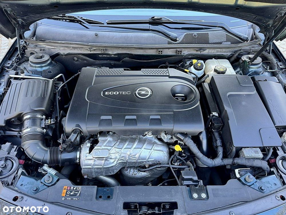 Opel Insignia - 15