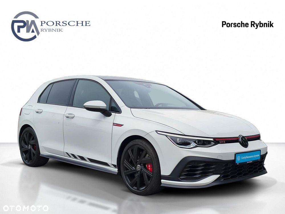 Volkswagen Golf - 8