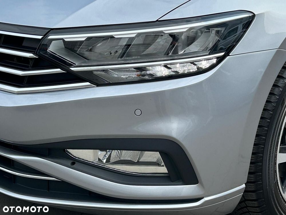 Volkswagen Passat 2.0 TSI Business DSG - 34
