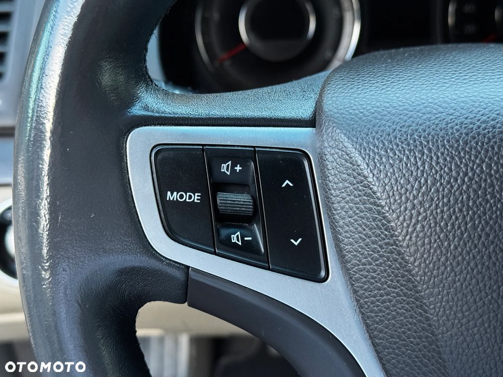 Hyundai i40 1.7 CRDi Comfort + - 18