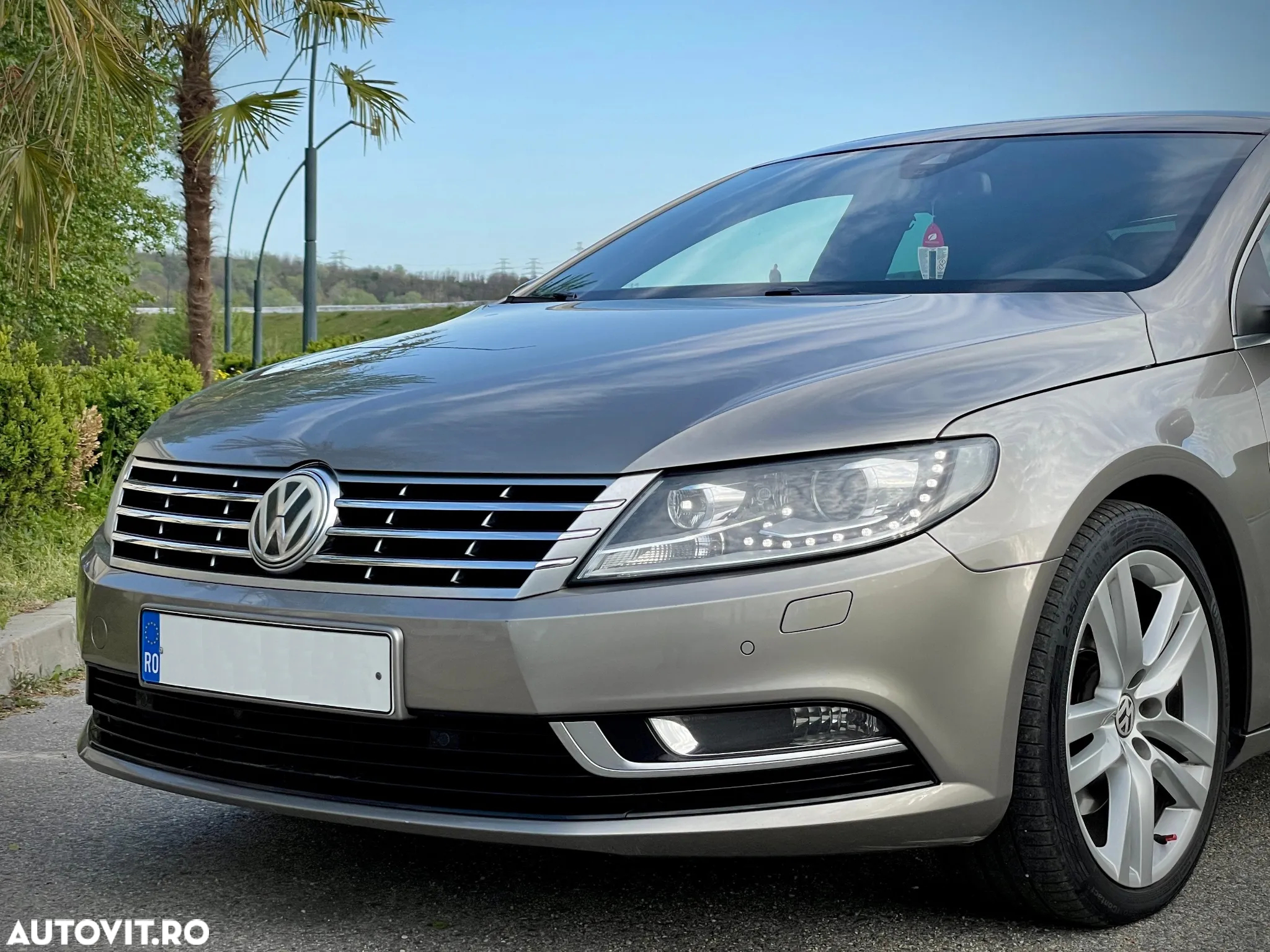 Volkswagen Passat CC 2.0 TDI BlueMotion Technology DSG Exclusive - 37
