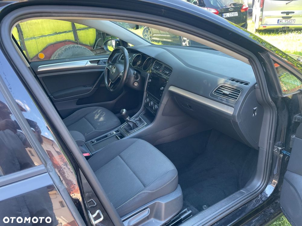 Volkswagen Golf 1.6 TDI (BlueMotion Technology) Comfortline - 28