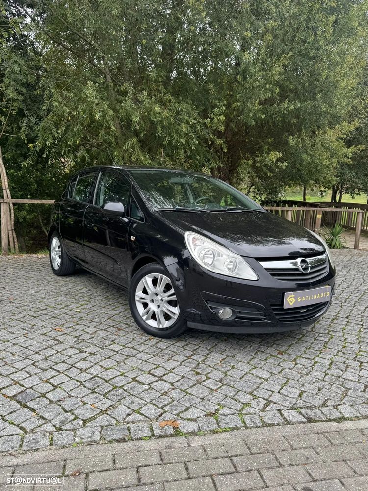 Opel Corsa 1.2 Cosmo - 1