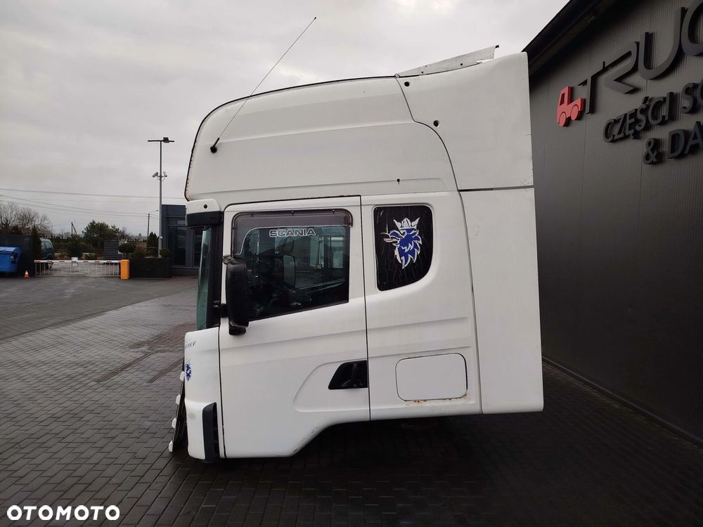 KABINA SCANIA 124 - 6