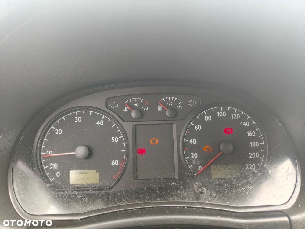 Volkswagen Polo 1.4 - 4