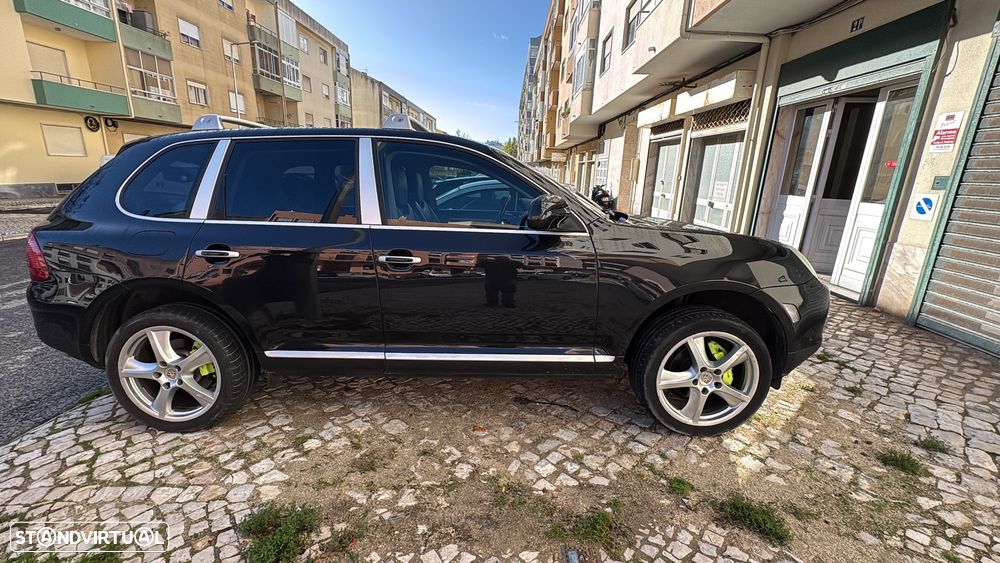 Porsche Cayenne - 24