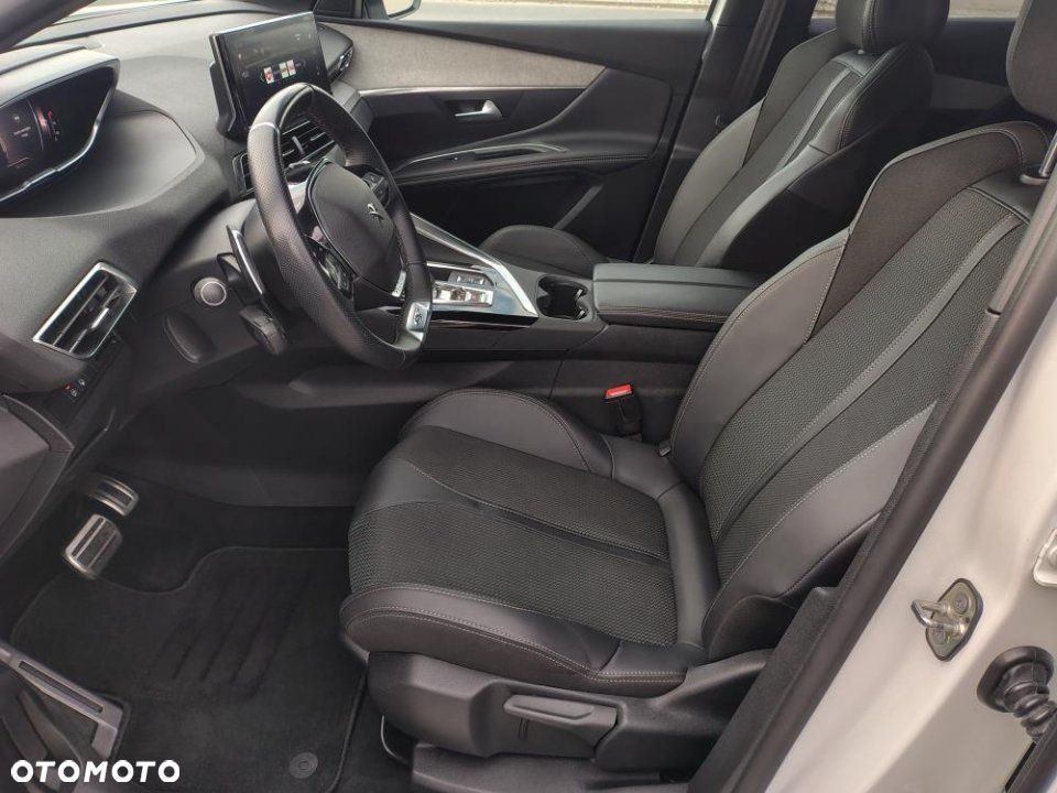 Peugeot 3008 - 17