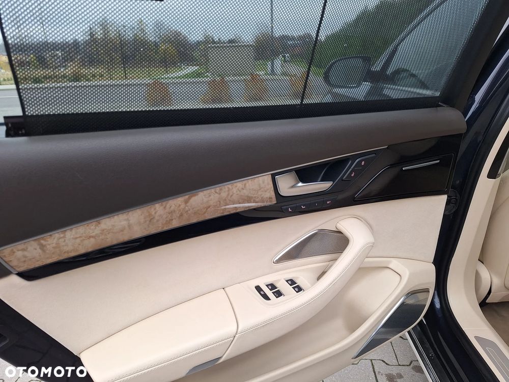 Audi A8 4.2 FSI L Quattro - 19