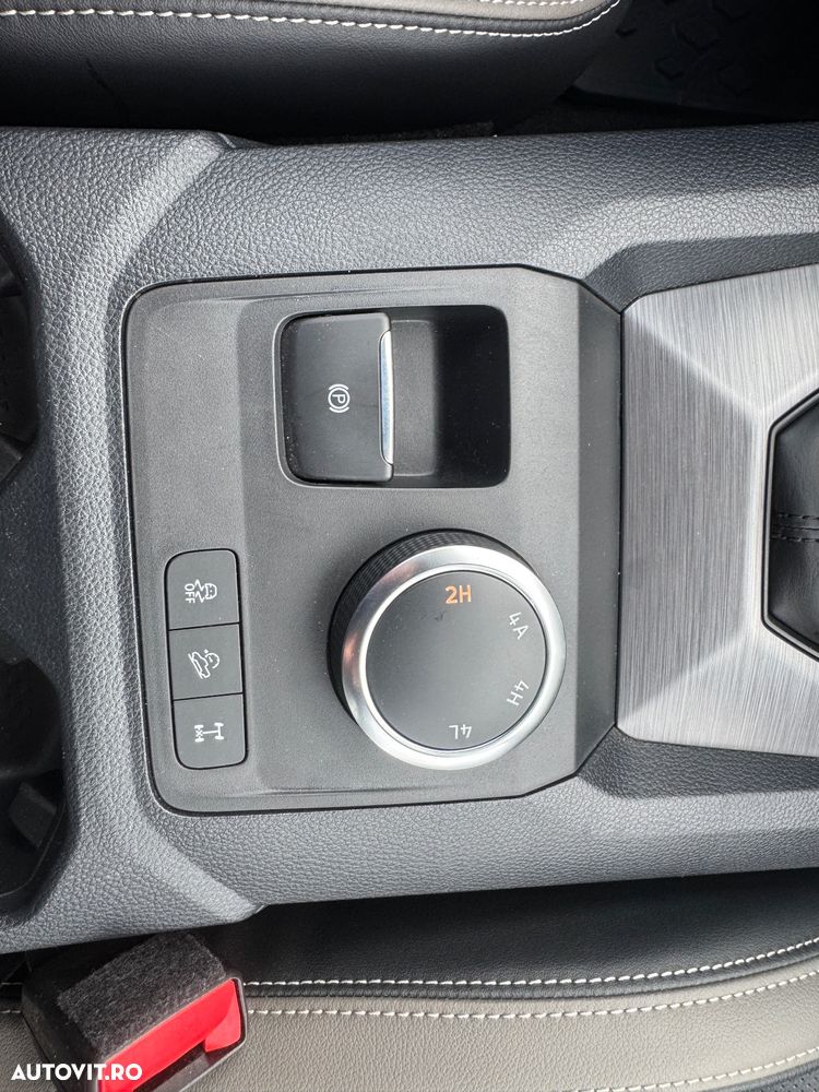 Volkswagen Amarok 3.0 TDI 241 CP 4M 10AT Aventura - 8